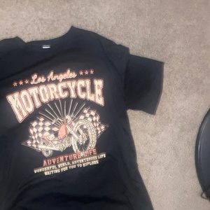 Baggy tee skater girl